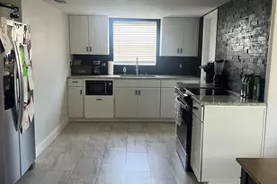 581 Oxford Ave, Melbourne, FL 32935 - Photo 12