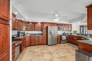 551 Casa Bella Dr, Cape Canaveral, FL 32920 - Photo 6