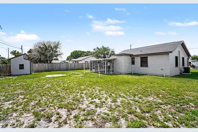401 Poinciana Drive, Melbourne, FL 32935 - Photo 24