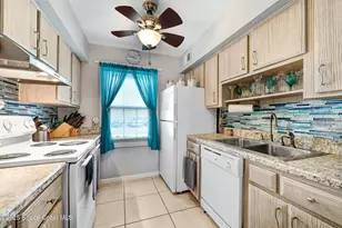 152 E East Colonial Ct Ct, Indian Harbour Beach, FL 32937 - Photo 10