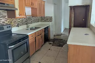 9211 Greenleaf Rd, Jacksonville, FL 32208 - Photo 4