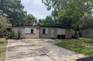 9211 Greenleaf Rd, Jacksonville, FL 32208 - Photo 1