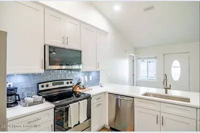 115 Riverside Drive, Cape Canaveral, FL 32920 - Photo 2