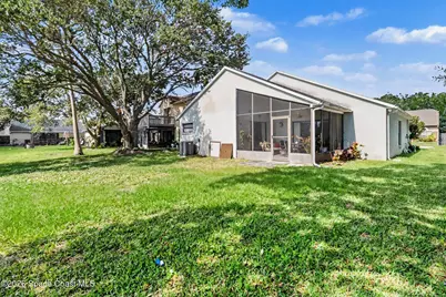 1611 Clover Circle, Melbourne, FL 32935 - Photo 16