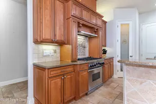 605 N Shannon Ave, Indialantic, FL 32903 - Photo 8