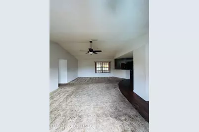 618 Americana Boulevard NE, Palm Bay, FL 32907 - Photo 4