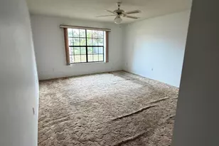 618 Americana Blvd NE, Palm Bay, FL 32907 - Photo 10