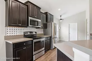 510 Fiddleleaf Cir, West Melbourne, FL 32904 - Photo 4