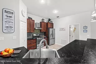 676 Sheridan Woods Dr, Melbourne, FL 32904 - Photo 10