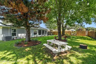 676 Sheridan Woods Dr, Melbourne, FL 32904 - Photo 36