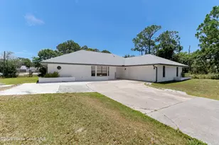 551 Emerson Dr NE, Palm Bay, FL 32907 - Photo 2