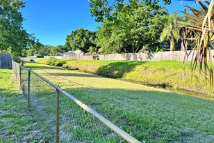2747 Laura Baugh Dr, Melbourne, FL 32935 - Photo 32