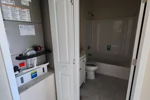 992 Mathers St, Melbourne, FL 32935 - Photo 10