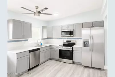 135 Roosevelt Avenue #135c, Cocoa Beach, FL 32931 - Photo 8