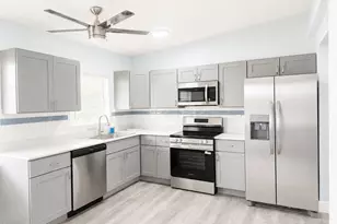 135 Roosevelt Ave, Cocoa Beach, FL 32931 - Photo 8
