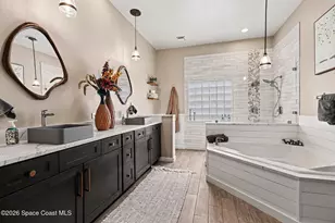 663 Sheridan Woods Dr, Melbourne, FL 32904 - Photo 16