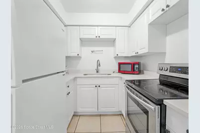 89 NW Irwin Avenue #7, Melbourne, FL 32904 - Photo 6