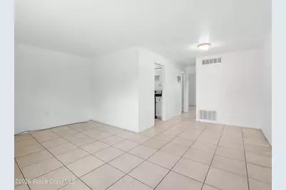 89 NW Irwin Avenue #7, Melbourne, FL 32904 - Photo 4