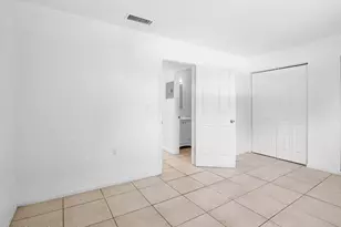 89 NW Irwin Ave, Melbourne, FL 32904 - Photo 8