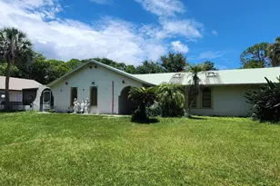 6870 Crepe Myrtle Dr, Grant-Valkaria, FL 32949 - Photo 8