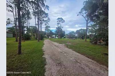 6870 Crepe Myrtle Drive, Grant-Valkaria, FL 32949 - Photo 18