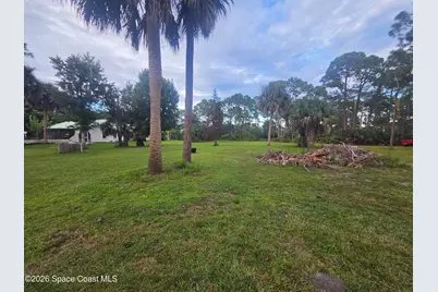 6870 Crepe Myrtle Drive, Grant-Valkaria, FL 32949 - Photo 20