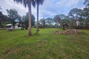 6870 Crepe Myrtle Dr, Grant-Valkaria, FL 32949 - Photo 20