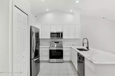 709 Haryestor Avenue SW, Palm Bay, FL 32908 - Photo 12