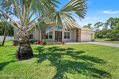 110 Via Catalano Court NE, Palm Bay, FL 32907 - Photo 2