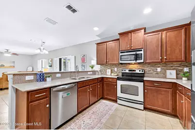 992 Hailey Street, Melbourne, FL 32904 - Photo 4