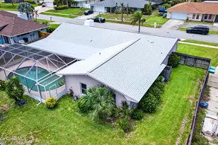 215 Dogwood Ave, Melbourne Beach, FL 32951 - Photo 4
