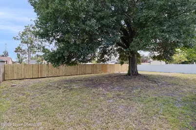 1374 Pakenham Street NW, Palm Bay, FL 32907 - Photo 20