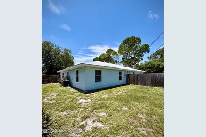 160 Empress Avenue #B, Sebastian, FL 32958 - Photo 18