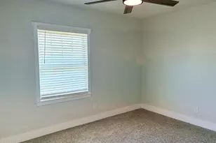 909 S Colonial Ct, Indian Harbour Beach, FL 32937 - Photo 10