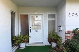 305 Marlin Dr, Merritt Island, FL 32952 - Photo 2