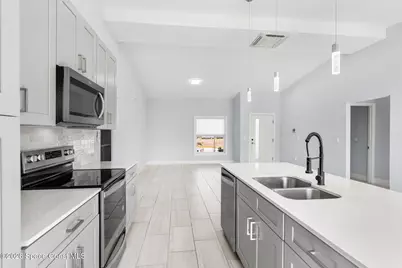 2840 Fontainebleau Avenue SE, Palm Bay, FL 32909 - Photo 20