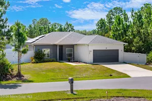 2840 Fontainebleau Ave SE, Palm Bay, FL 32909 - Photo 2