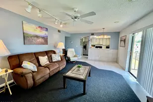 594 N Wickham Rd, Melbourne, FL 32935 - Photo 8