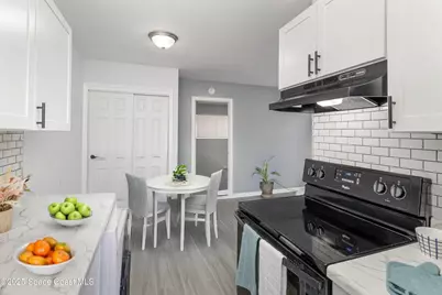 115 W Seminole Avenue #204, Melbourne, FL 32901 - Photo 4