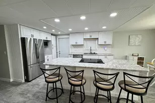 805 Wren Cir, Barefoot Bay, FL 32976 - Photo 26