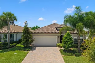 4092 Basket Oak Cir, Vero Beach, FL 32967 - Photo 2
