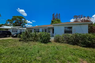 126 Jackson St, Titusville, FL 32780 - Photo 2