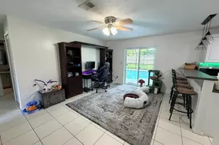 706 Venters St, Port Orange, FL 32127 - Photo 2