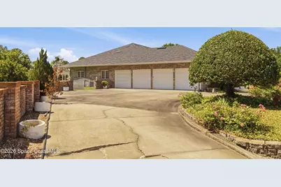 628 Pelican Bay Drive, Daytona Beach, FL 32119 - Photo 8