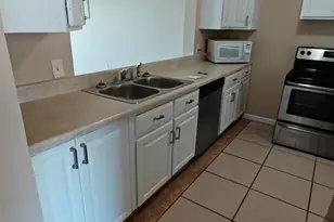 174 San Juan Cir, Melbourne, FL 32935 - Photo 36