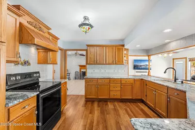 475 Kingston Road, Satellite Beach, FL 32937 - Photo 12