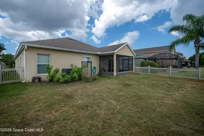 320 Wishing Well Circle SW, Palm Bay, FL 32908 - Photo 8