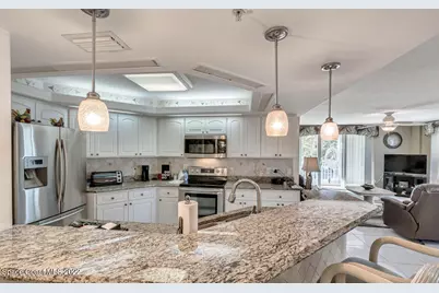 811 Del Rio Way #201, Merritt Island, FL 32953 - Photo 8