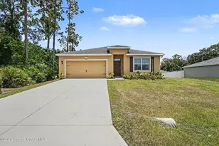 974 Sablon St SE, Palm Bay, FL 32909 - Photo 2