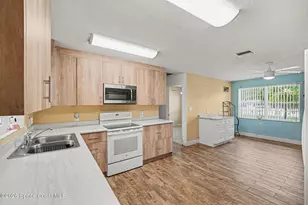 336 Bay Ave, Cocoa, FL 32922 - Photo 10